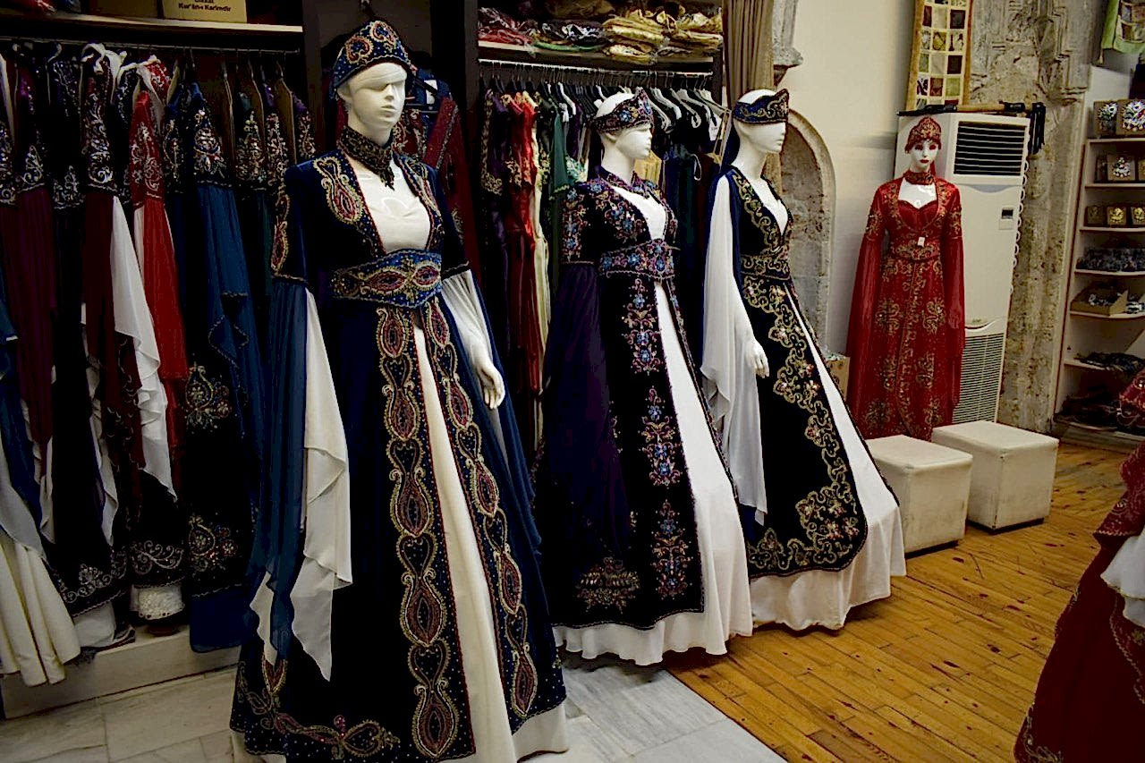 6050603838043438547_121